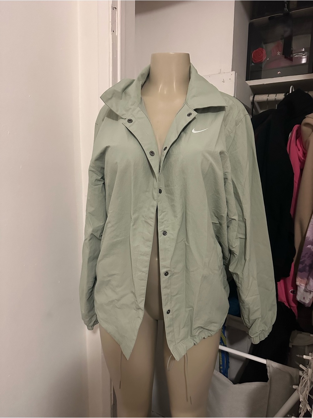Nike Women's Light Sage Green Bomber-Style Windbreaker Jacket